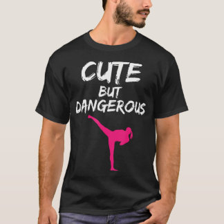 Schattig Maar Gevaarlijk Grappige Karate Meisjes M T-shirt