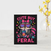 Schattig Maar Wild Wasberen Meme Grappig Dier Gles Kaart (Gele Bloem)