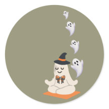 Schattig Mediterend Spookje met Heksenhoed