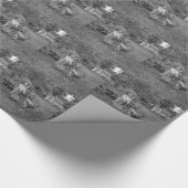 schattig meisje uit 1880 en Rooster Cart in tuin Cadeaupapier (Hoek)