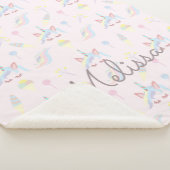 schattig monogram unicorn emoji pastel sherpa deken (3/4)