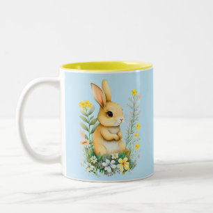 Schattig Pasen Konijn met Bloemen & Monogram Tweekleurige Koffiemok