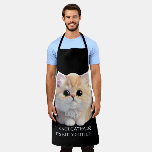 Schattig pluizig sinaasappel en witte kitten cat schort (Gedragen)