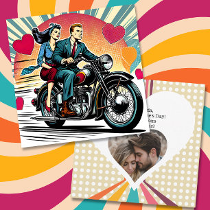 Schattig Retro Koppel op Motor Valentine's Day   Kaart