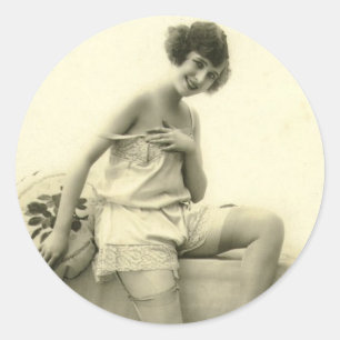 Schattig risqué flappermeisje foto uit de jaren 20 ronde sticker