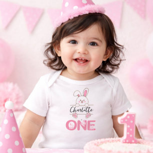 Schattig Roze Konijntje Meisje Eerste Verjaardag  Romper