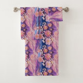Schattig Roze Paarse Pastel Bloemen Uitsnijdpatroo Bad Handdoek (Insitu)