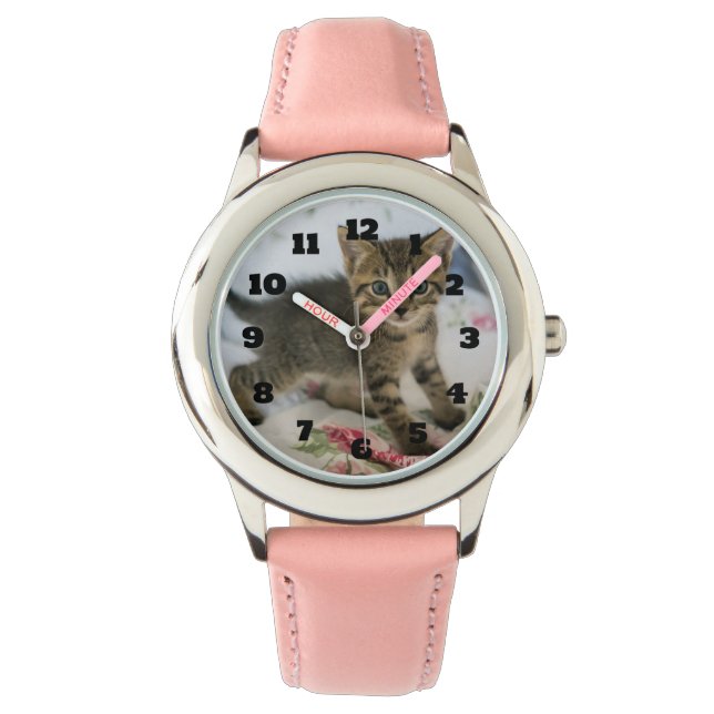 Schattig Tabby kitten kijken verrast Horloge (Voorkant)