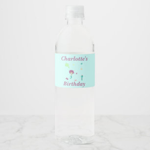 Schattig zeedier zeemeermin vissen naam op blauw waterfles etiket