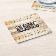 Schattige aangepaste gezinsfoto 