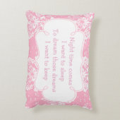 Schattige Afrikaans Amerikaans Meisje Bidden en Ge Accent Kussen (Achterkant (Verticaal))