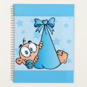 Schattige Baby Boy met Fopspeen in een Sling Planner (Voorkant)