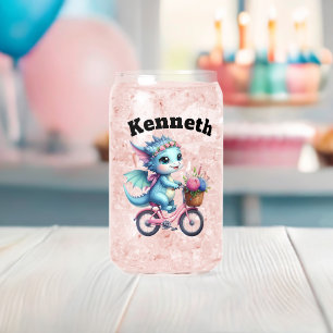 Schattige baby drakenfietsen in het voorjaar blikvorm glas