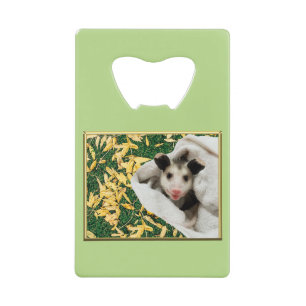 Schattige Baby Opossum Kredietkaart Flessenopener