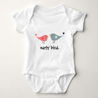 schattige baby vroege vogelcarrosserie met cartoon romper