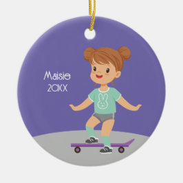 Schattige Brunette Meisje Skateboard Keramisch Ornament