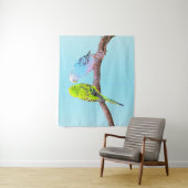 Schattige budgie paar in groen en blauw wandkleed (In situ)