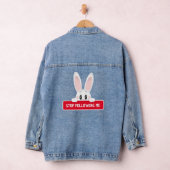 Schattige Bunny Peeking met Stop Bericht Denim Jacket (Hangar)