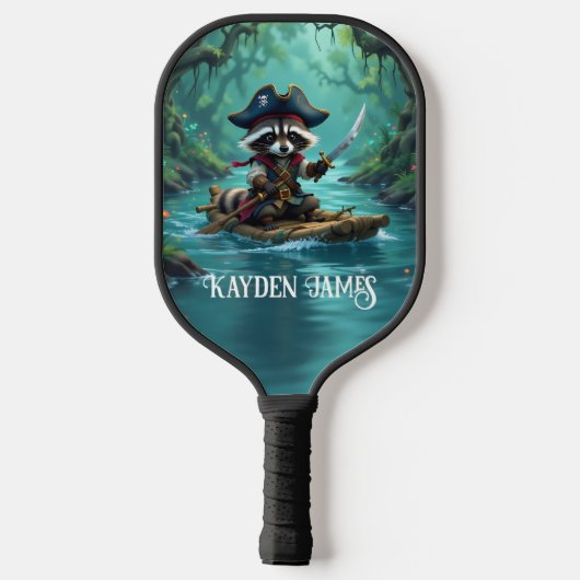Schattige Captain Raccoon Rafting Down The River Pickleball Paddle (Achterkant)