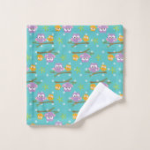 Schattige Cartoon Style Uilen op Branch Print Bad Handdoek (Wasdoekje)