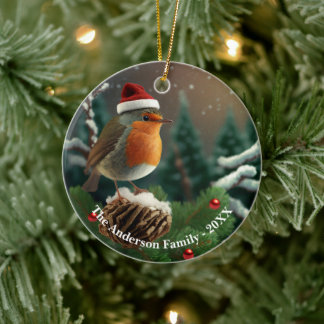 Schattige custom robin boven een besneeuwde boom keramisch ornament