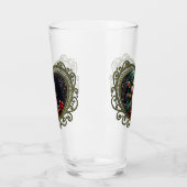 Schattige Elfkind in groene jas met capuchon Glas (Links)