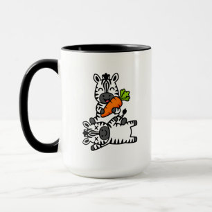 Schattige Gelukkige Zebra met Wortel Cartoon Pret Mok