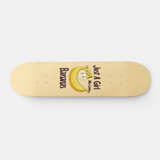 Schattige gewoon een meisje dat houdt van bananen  skateboard (Horizontaal)