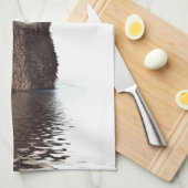 Schattige glimlende Otter in het meer Theedoek (Quarter Fold)