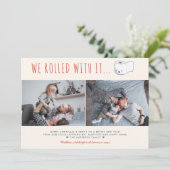 Schattige Grappig Kerstfeest We Rolled With It 2 F Feestdagenkaart (Staand voorkant)