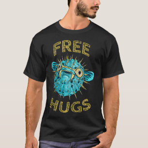 Schattige gratis knuffels vis, grappige egelvis op t-shirt