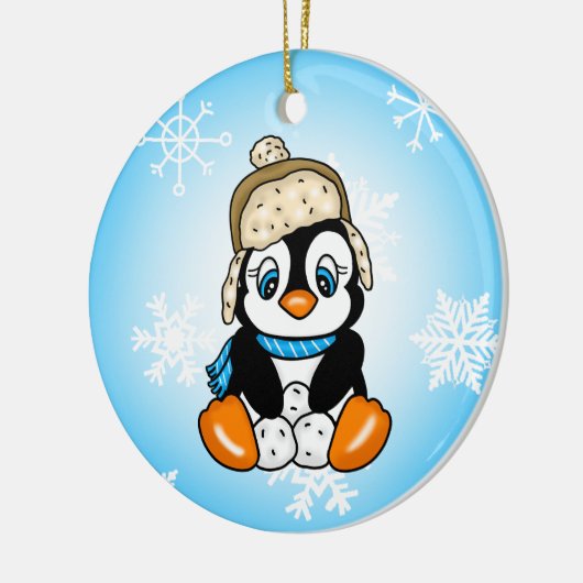 Schattige Hand getrokken Pinguïn met Sneeuwballen Keramisch Ornament (Links)