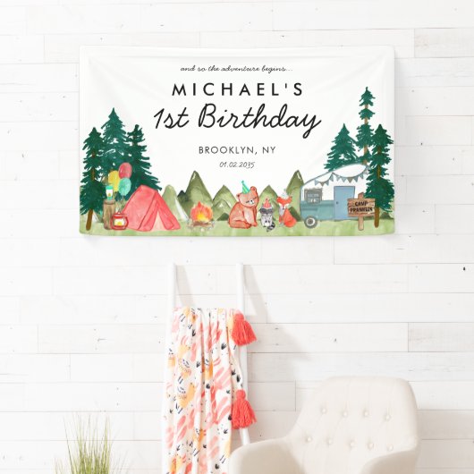 Schattige Happy Camper Van Trees Camping Kids Verj Spandoek (Insitu)