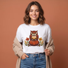 Schattige herfst-uil op pompoen Thanksgiving Fall