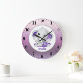 schattige jongen olifant voegt naam kindermeisje t grote klok (Huis)