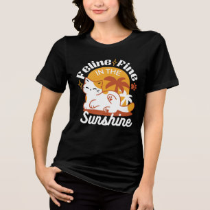 Schattige kat ontspannen in de zon - zomerhuisdier Tri-Blend shirt