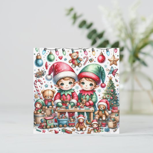 Schattige kerstelven in hun Speelgoed-winkel Feestdagenkaart (Staand voorkant)