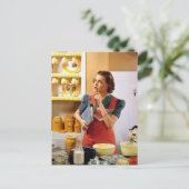 schattige  keukendame briefkaart (Staand voorkant)