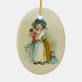 Schattige klein meisje met poppenlicht tan keramisch ornament (Voorkant)