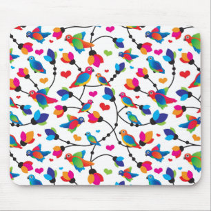 schattige, kleurrijke papegaaivogel muismat