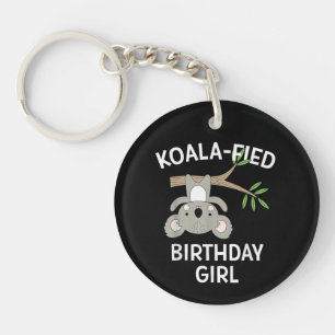Schattige Koala Verjaardagsmeisje Grappige Stunt C Sleutelhanger