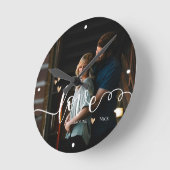 Schattige LIEFDE Script Naam Hart Foto Ronde Klok (Hoek)