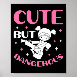 Schattige maar gevaarlijk taekwondo meisje karate  poster