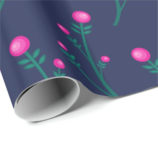 Schattige marineblauw en warm roze bloembessenpatr cadeaupapier (Rol Hoek)