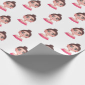 Schattige meisje met grote ogen cadeaupapier (Hoek)