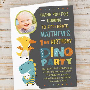 Schattige moderne dinosaurus kinder foto verjaarda bedankkaart
