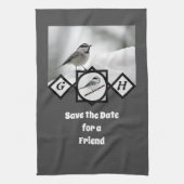 Schattige Monogram Chickadee Monogram Theedoek (Verticaal)