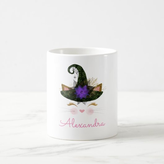 Schattige Monogram Halloween Kat Witch Koffiemok (Center)