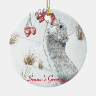 schattige muis en rode bessen sneeuwscène natuurk keramisch ornament