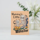 Schattige Mummy's Little Monster Grappig Halloween Feestdagenkaart (Staand voorkant)